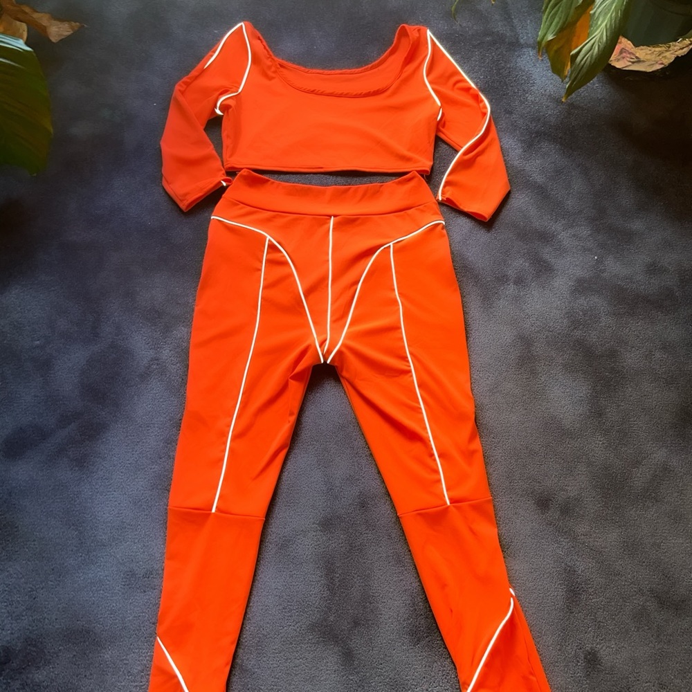 Two Piece Set